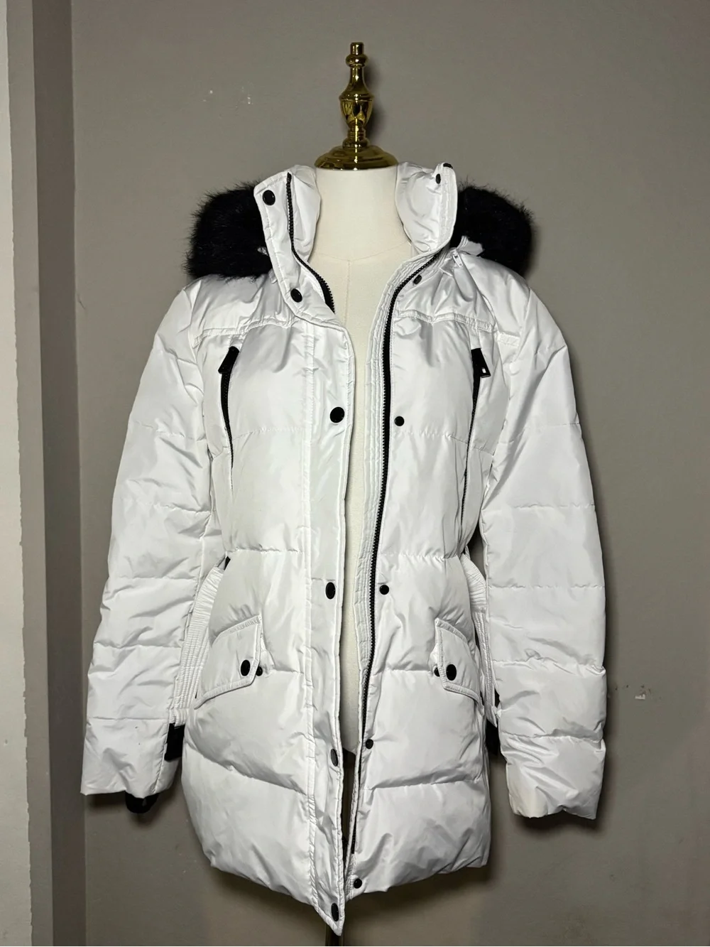 Michael Kors White Puffer Coat with Black Fur-Trim Hood